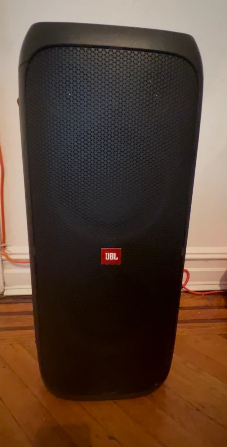 JBL PartyBox Encore Essential Speaker