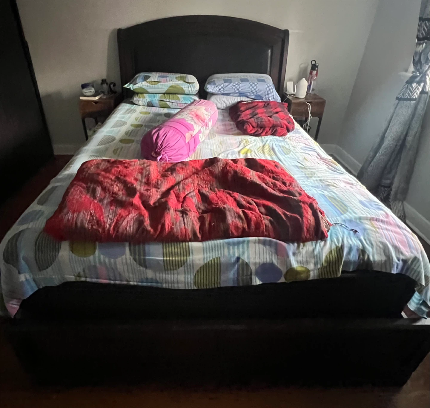 Queen Size Bed Frame & mattress - photo 2