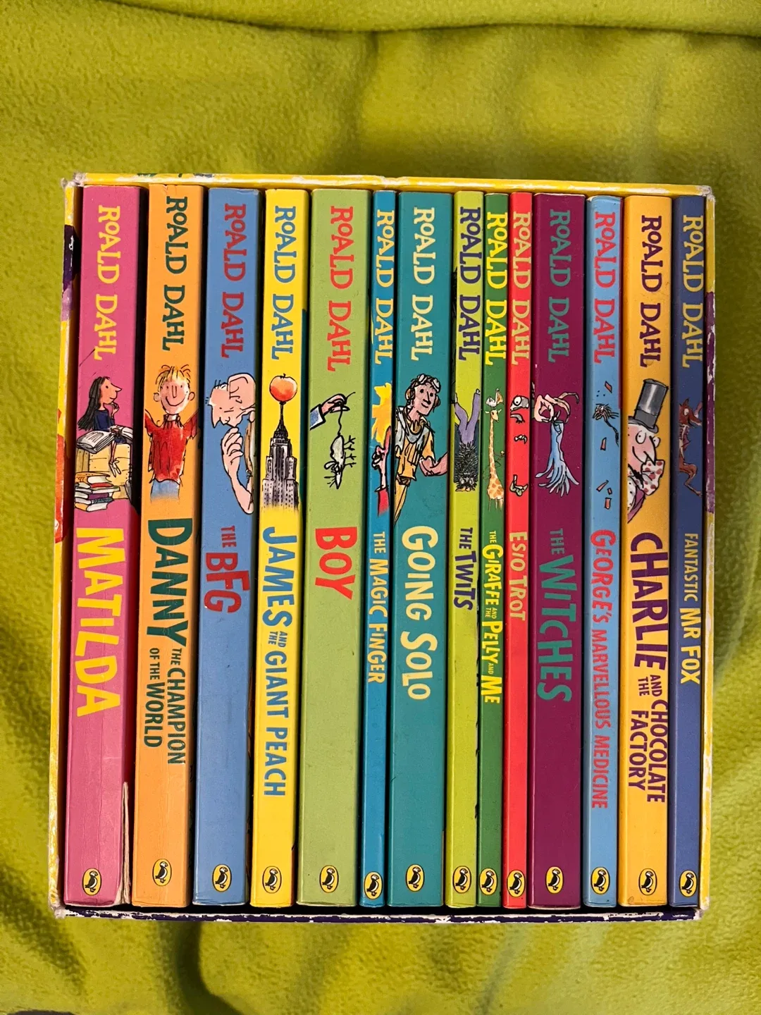 Roald Dahl - 15 Fantastic Stories Collection image indicator(2)