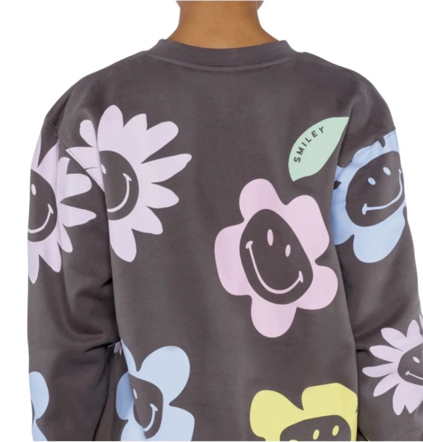 Smiley X Happy Garden Crewneck sweatshirt in washed black image indicator(4)