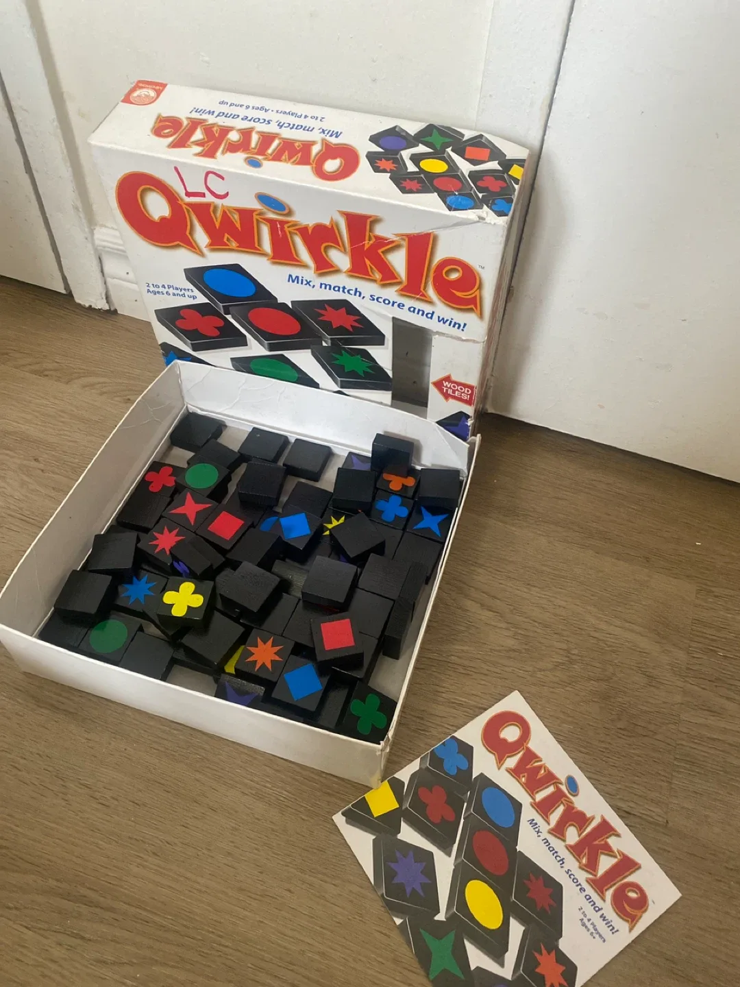 Qwirkle Board Game