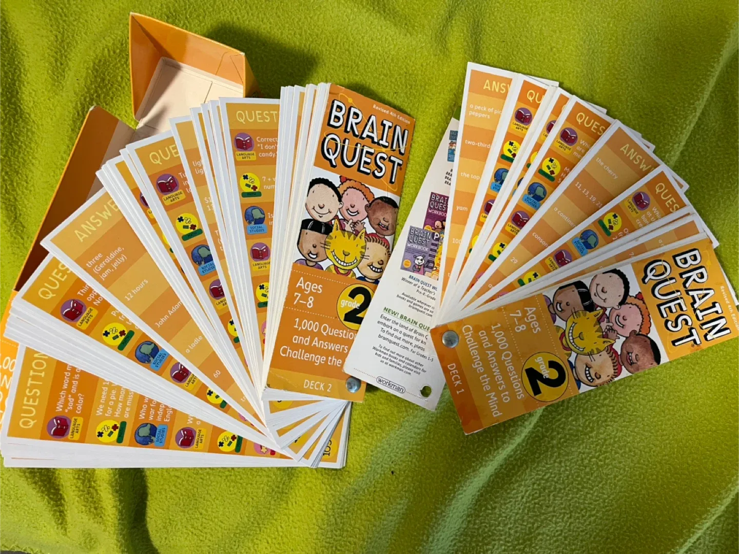 Brain Quest Grade 2 - Ages 7-8 image indicator(2)