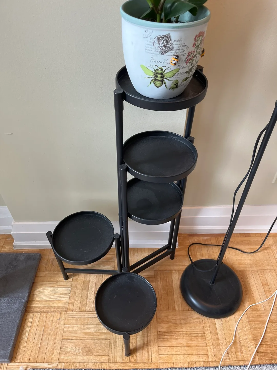 Black 5-Tier Plant Stand - Foldable Design image indicator(9)