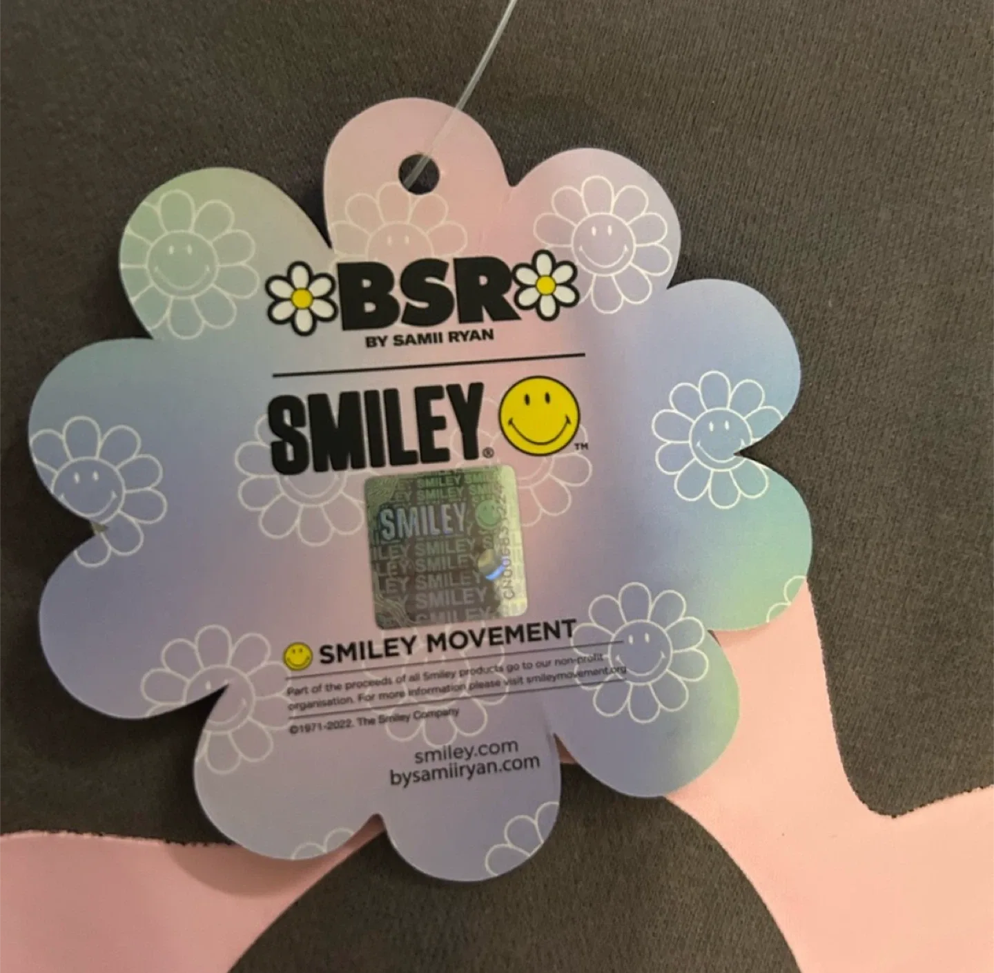 Smiley X Happy Garden Crewneck sweatshirt in washed black image indicator(8)