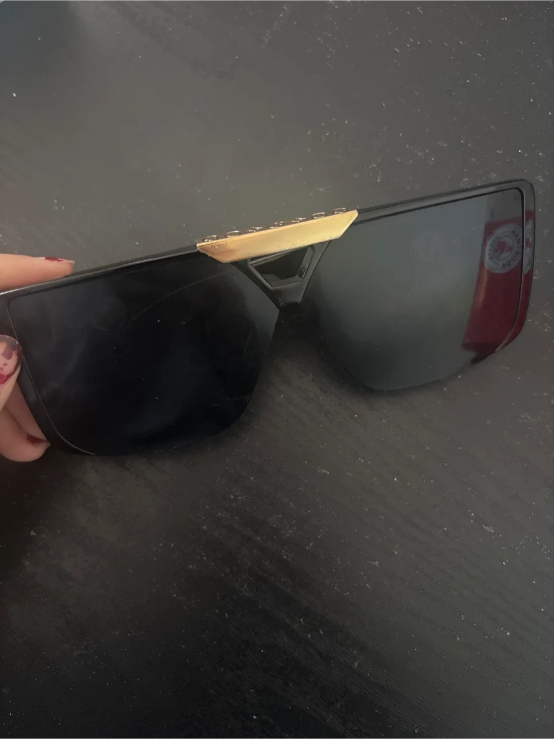 Valentino Sunglasses image indicator(2)