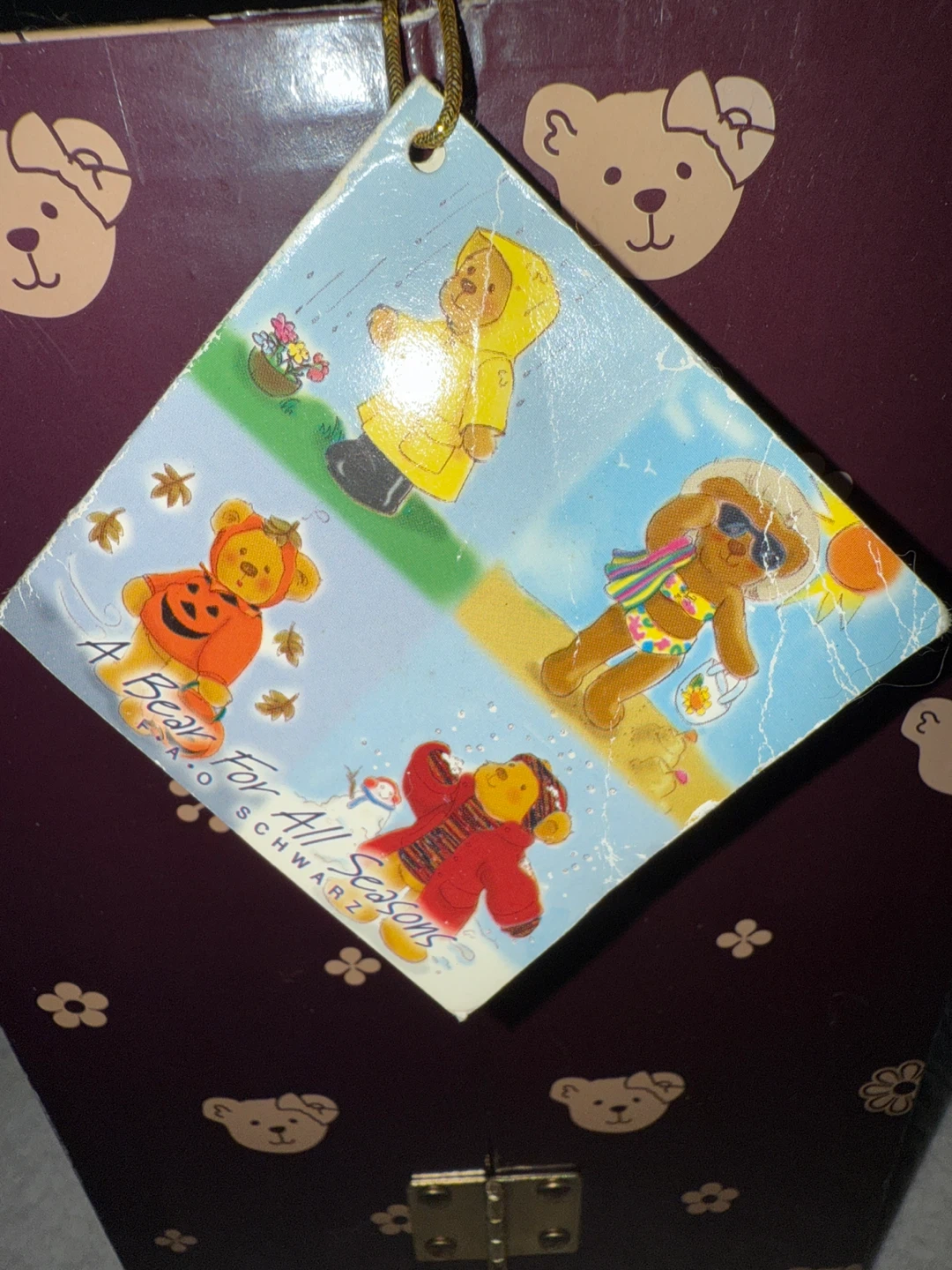 FAO Schwarz A Bear for All Seasons Trunk - photo 3