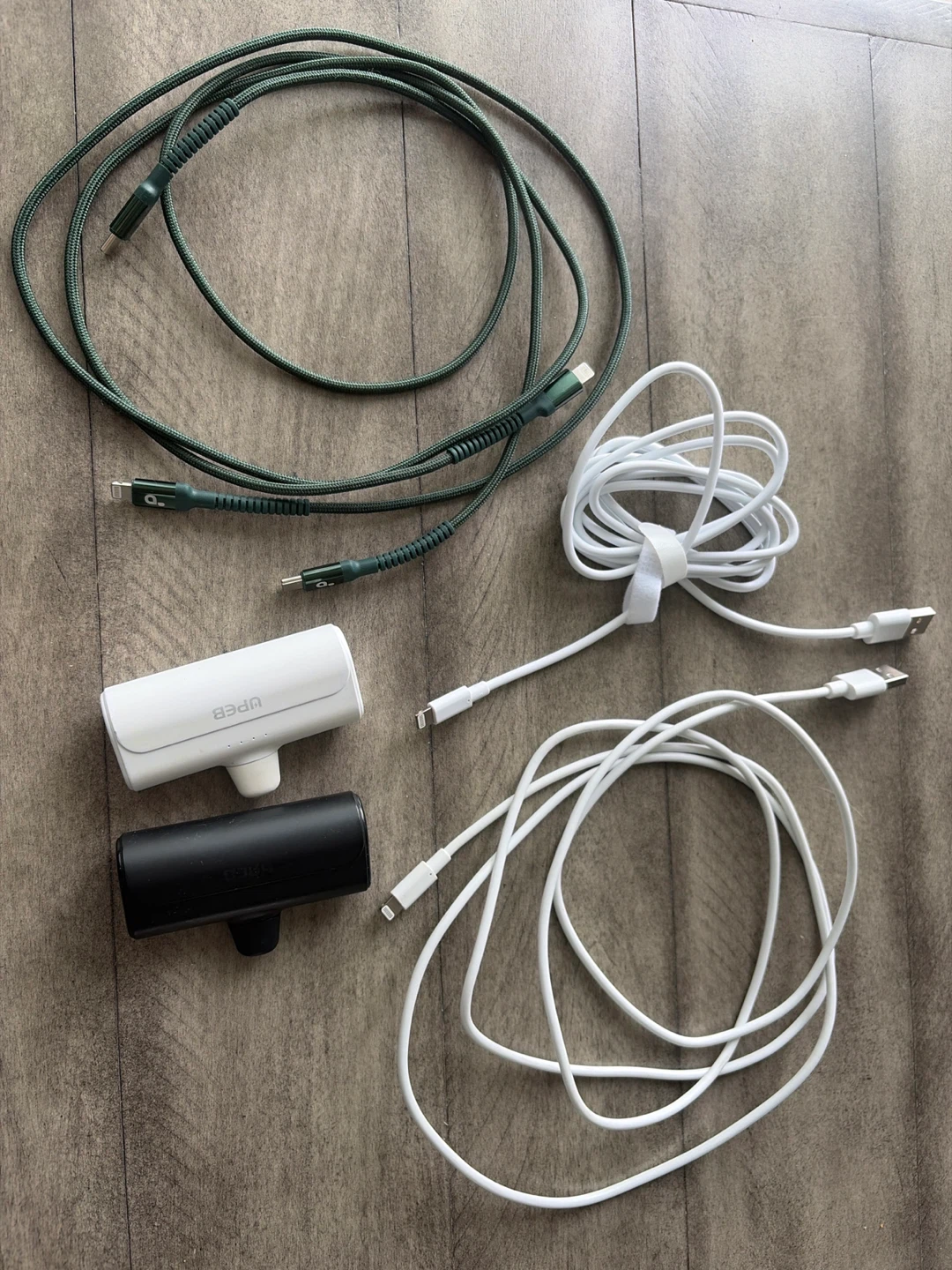 Lightning (up to iPhone 14) Charging Cables & Power Banks