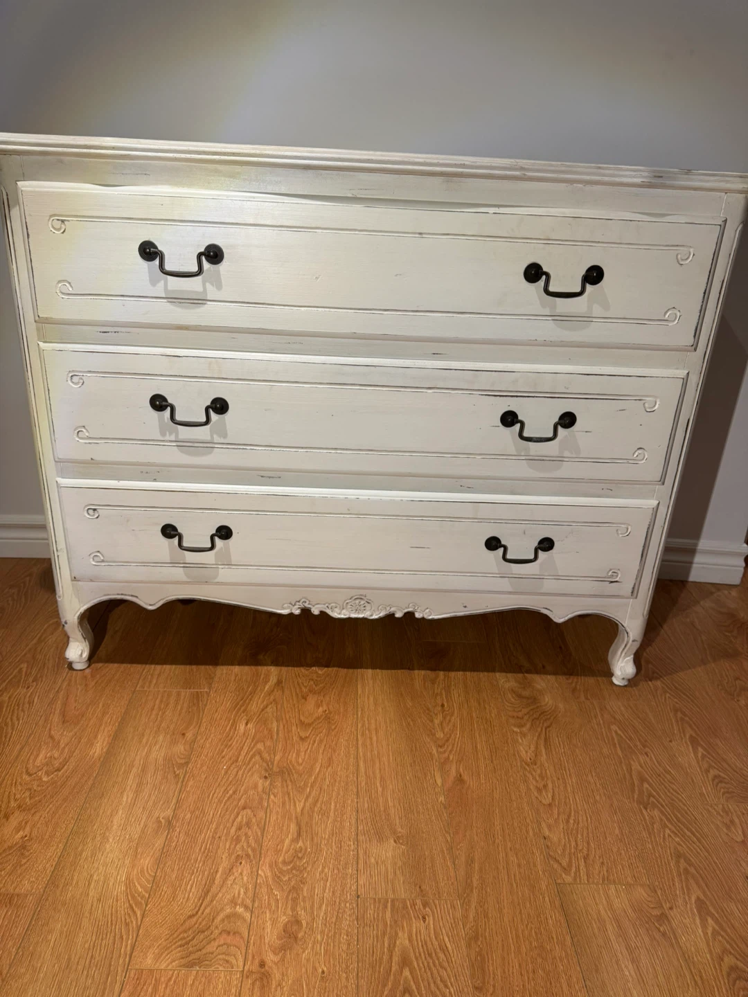 White 3-Drawer Dresser