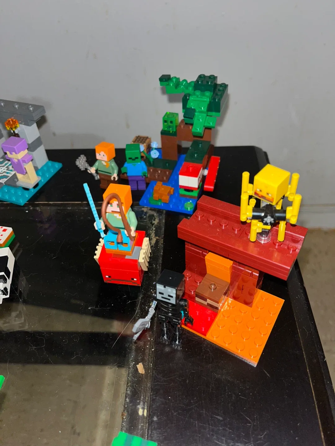 LEGO Minecraft Sets image indicator(3)