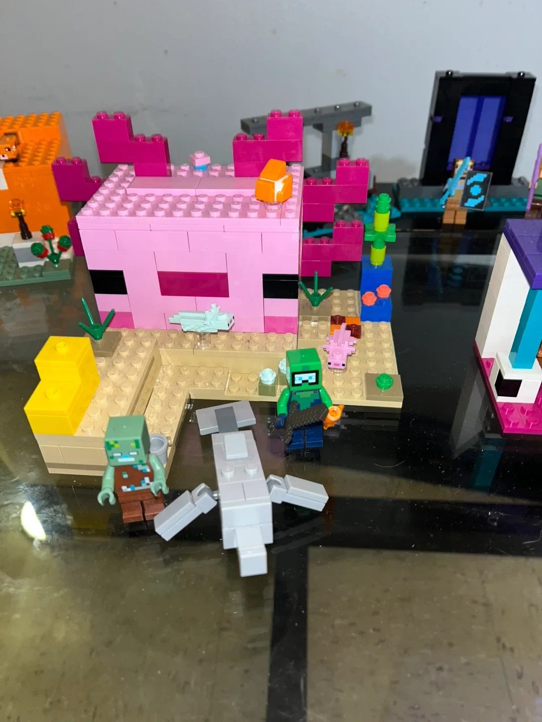 LEGO Minecraft Sets image indicator(10)