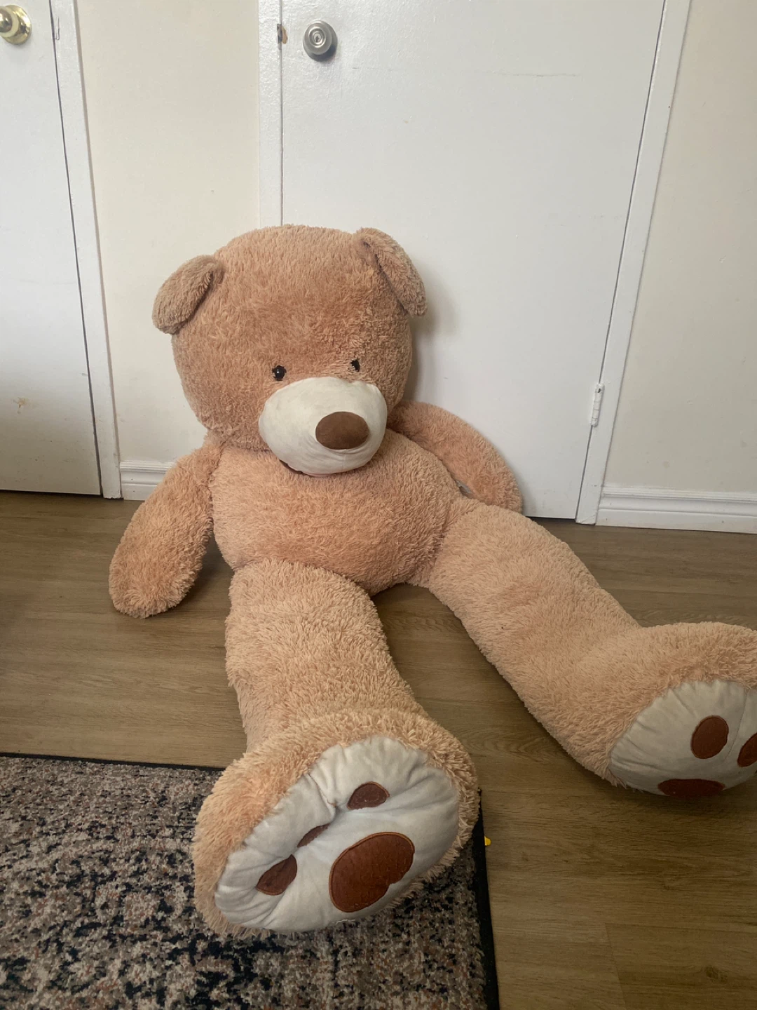 IKASA Giant Teddy Bear - Plush & Soft