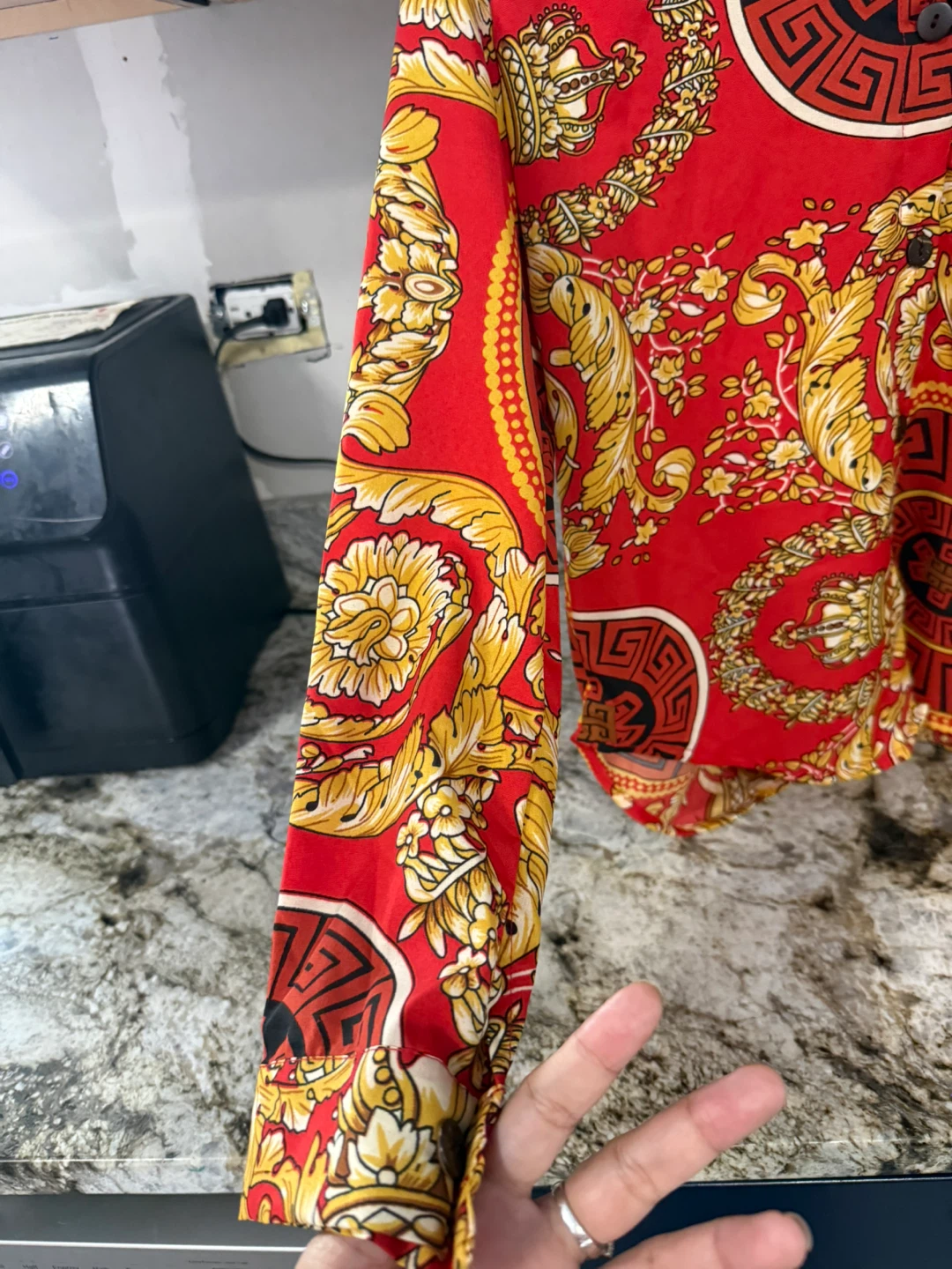 Red & Gold Patterned Button-Down Shirt size S ( like new ) - photo 4