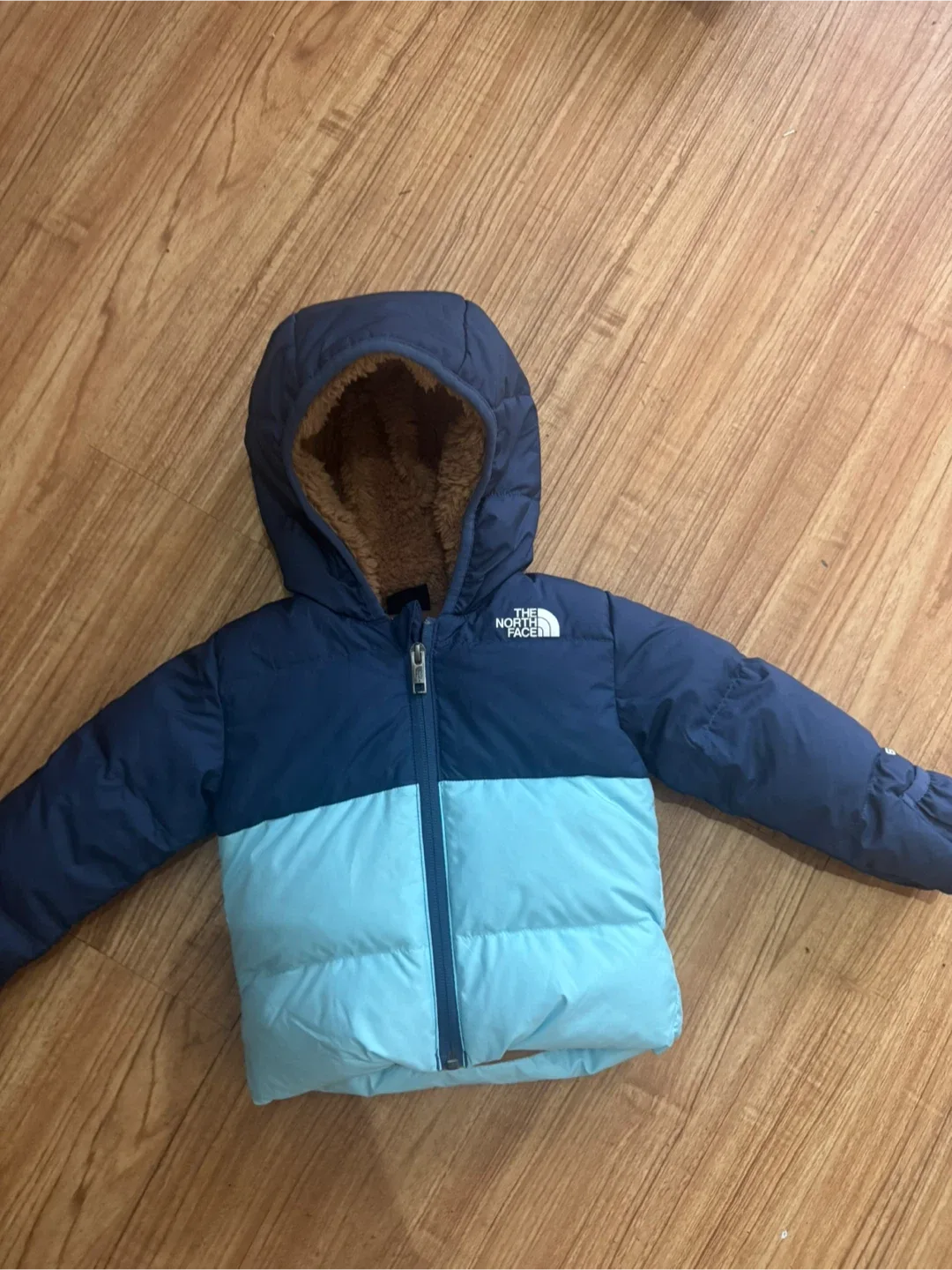 The North Face Baby Puffer Jacket - Size 6-12 Months image indicator(3)