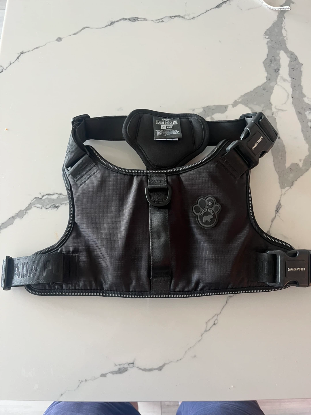 Canada Pooch dog harness