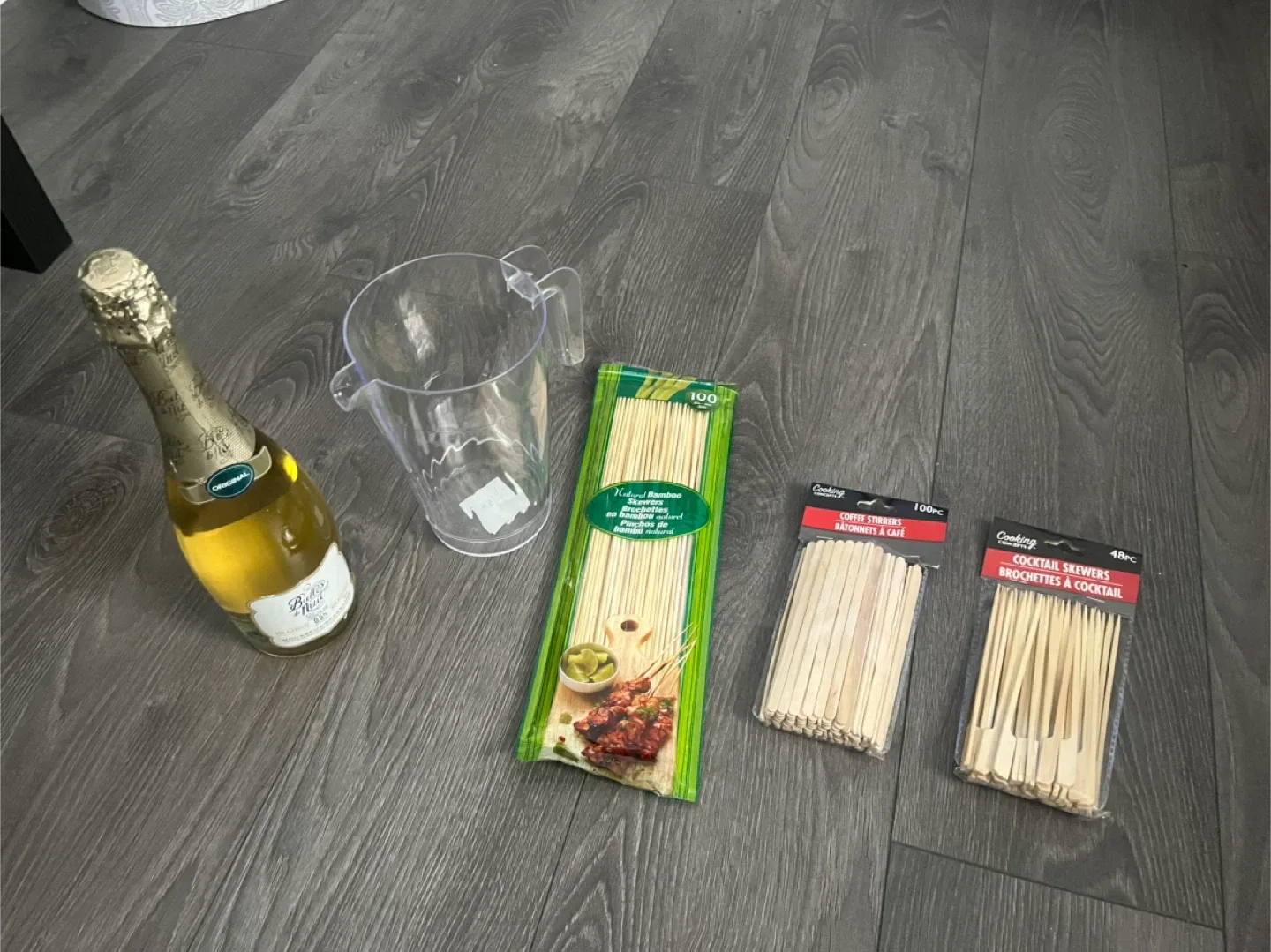 Party Supplies Bundle: Trays, Decorations, and More! image indicator(6)