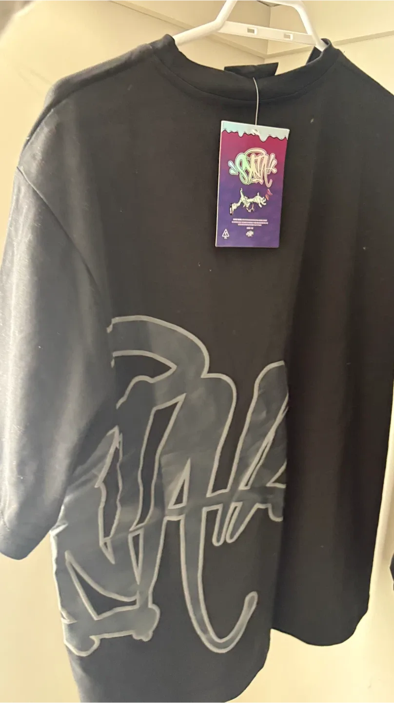 Syna world T-shirt Black image indicator(2)