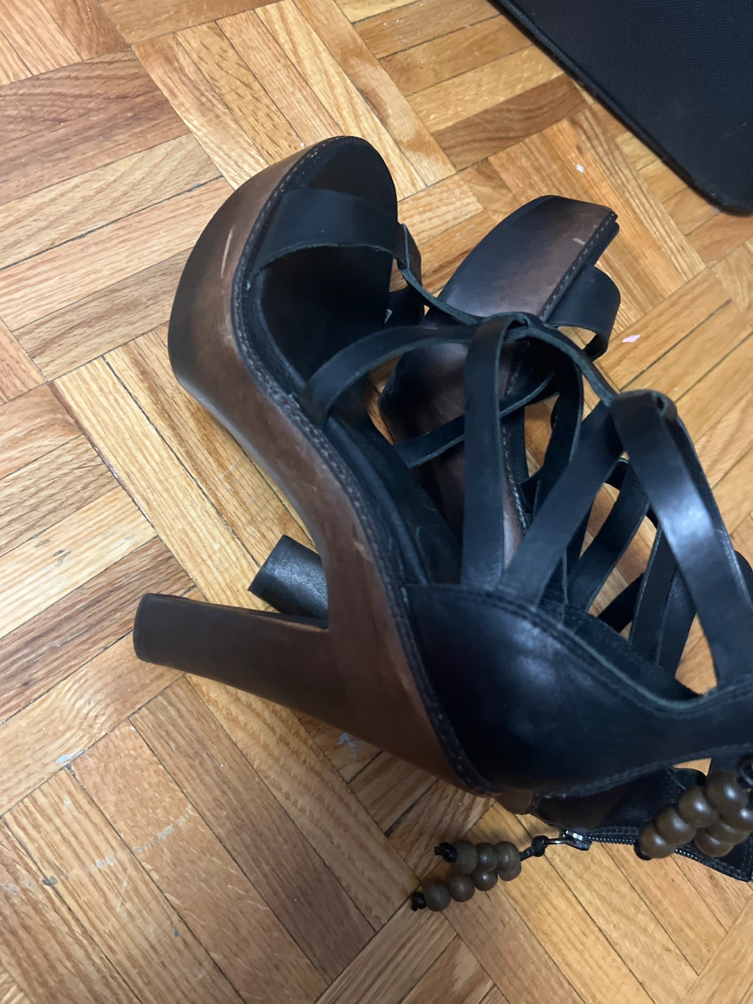 Ugg Black Leather Heels - photo 3