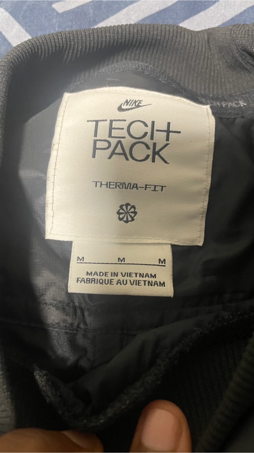 Nike Tech Pack Therma-FIT Quilted Pullover - Size M - photo 2
