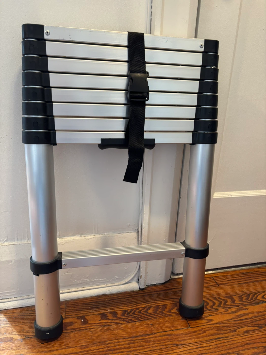 Compact Extendable Ladder - photo 2