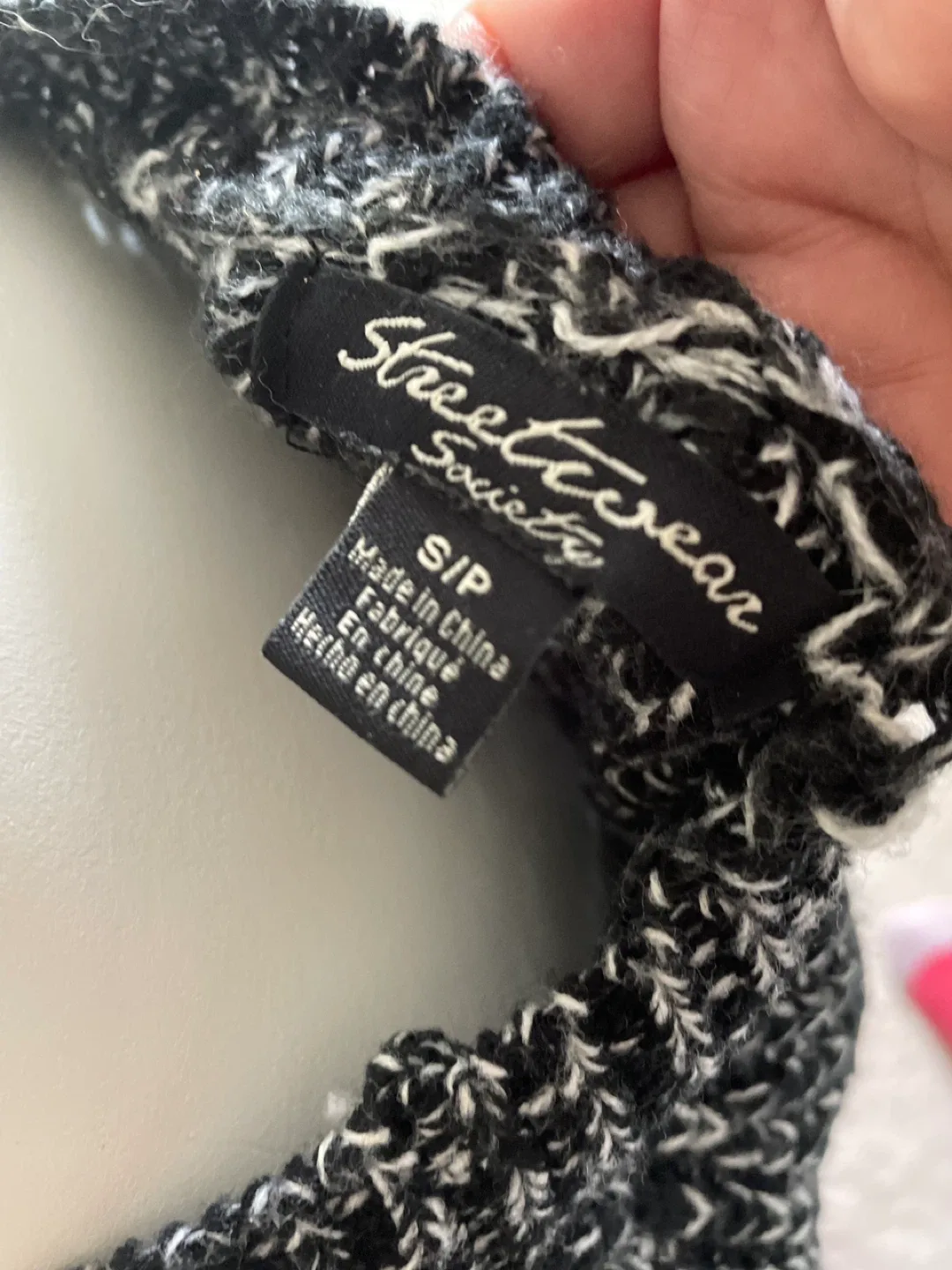 Like new Sweater - Size S image indicator(3)