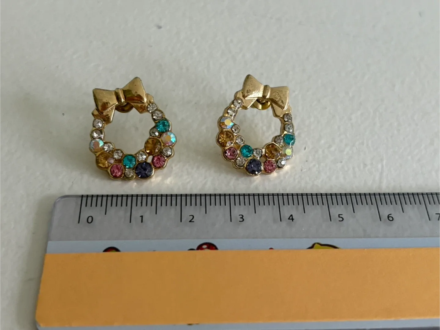 Stud Earrings with Rhinestones thumbnail