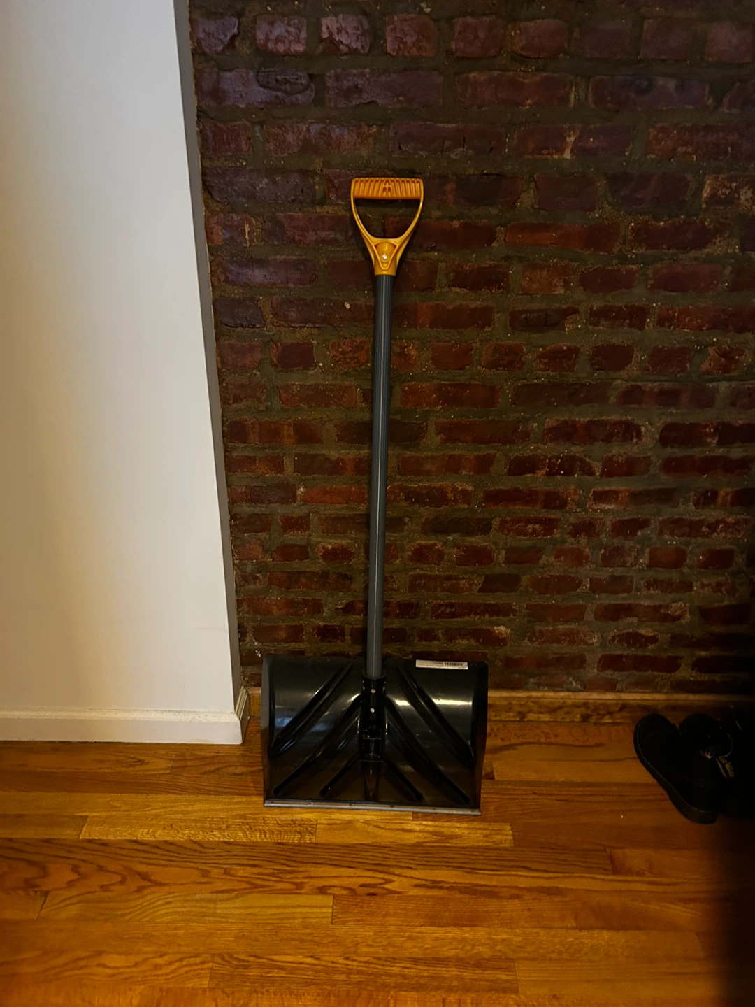 True Temper Snow Shovel - photo 3