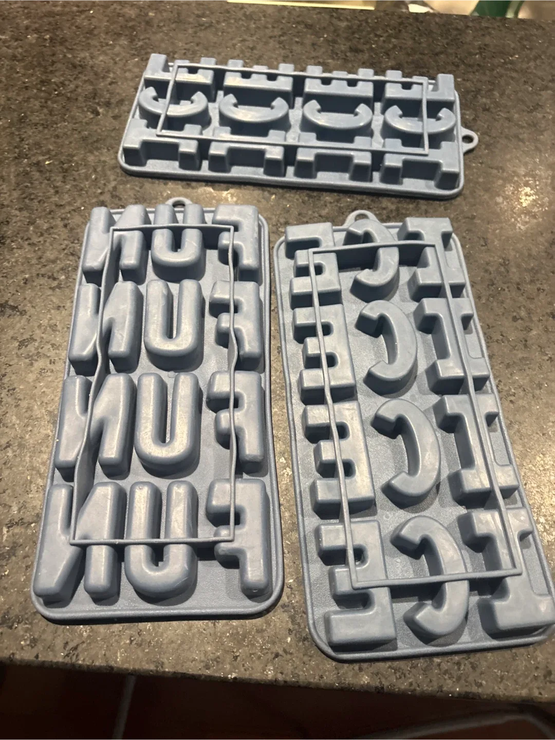 Silicone Ice Cubes Trays - Ice & Fun Set Of 3 image indicator(2)