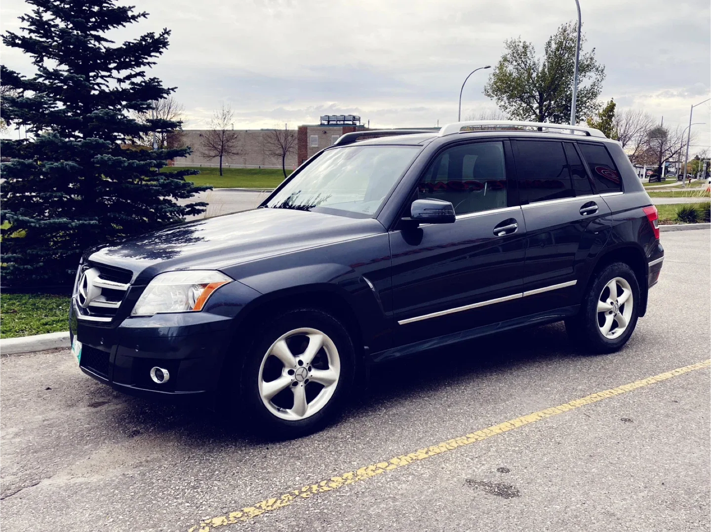 Mercedes-Benz GLK 350 - SUV image indicator(4)