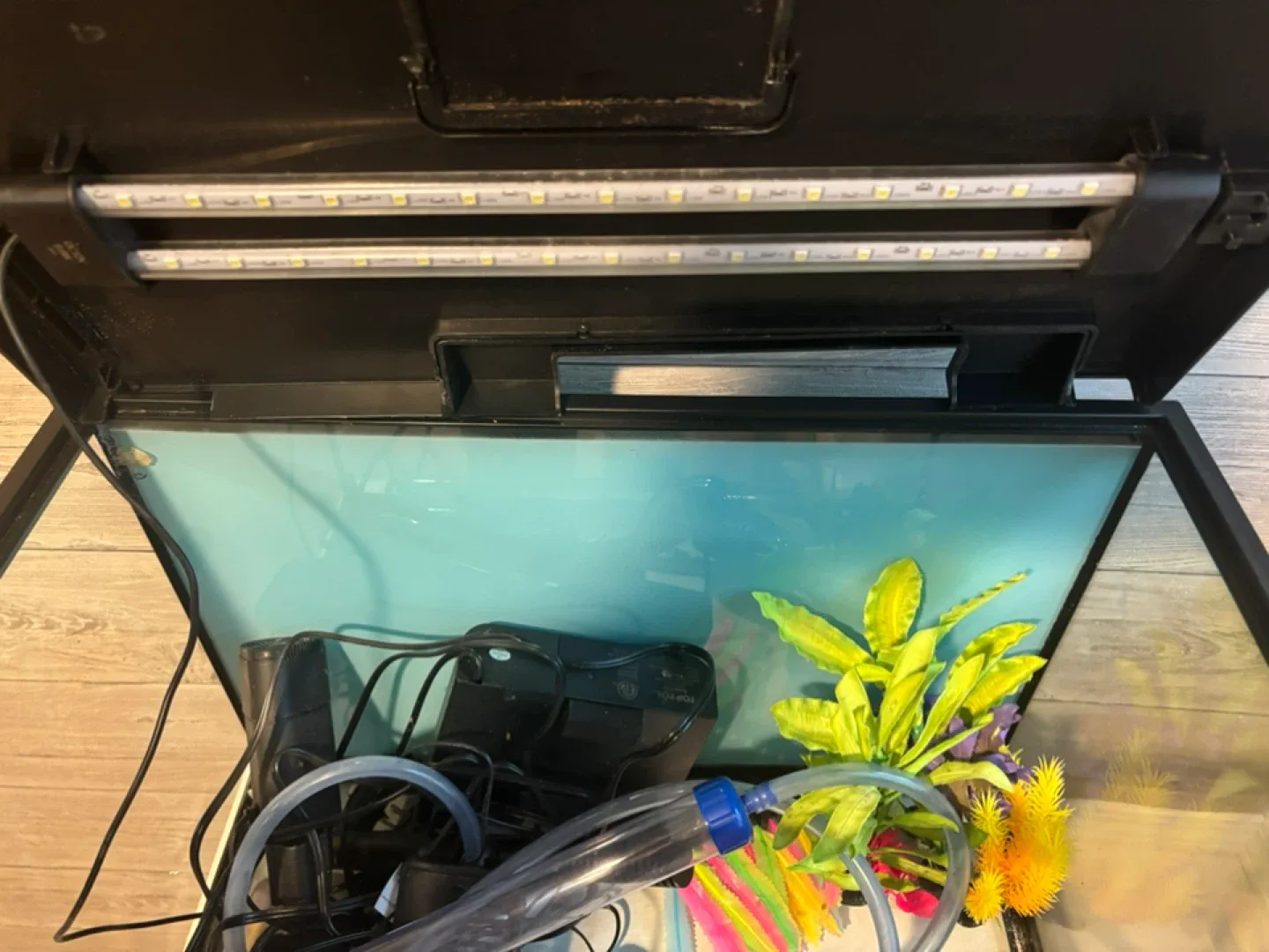 Top Fin 20 Gallon Fish Tank Aquarium w cabinet and accessories image indicator(4)