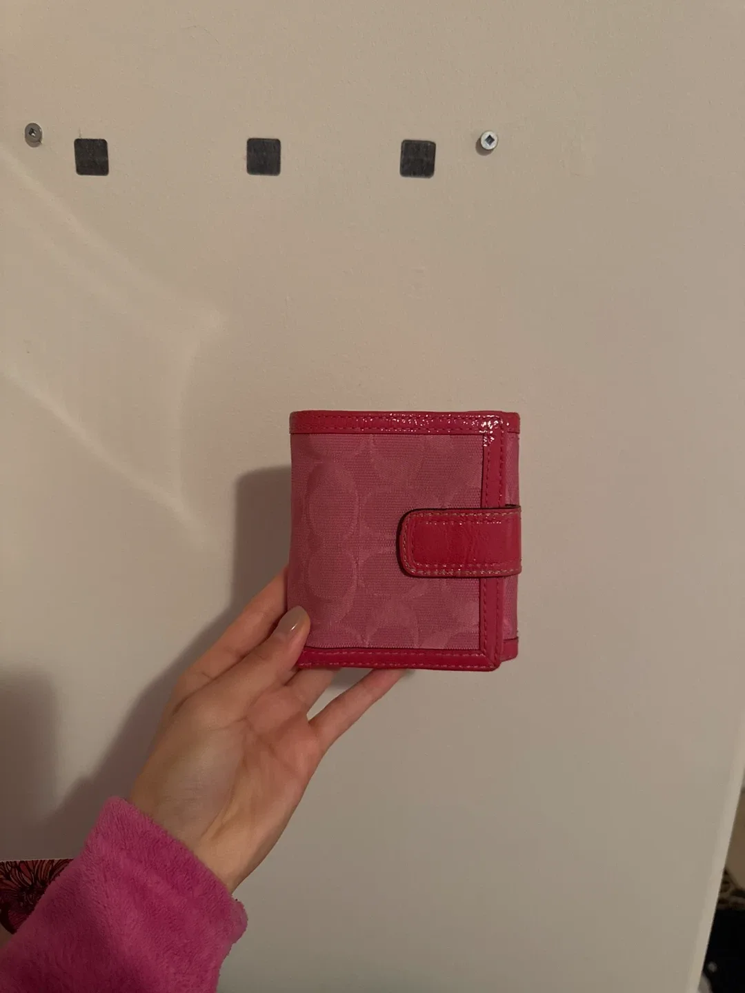 Coach Wallet image indicator(3)