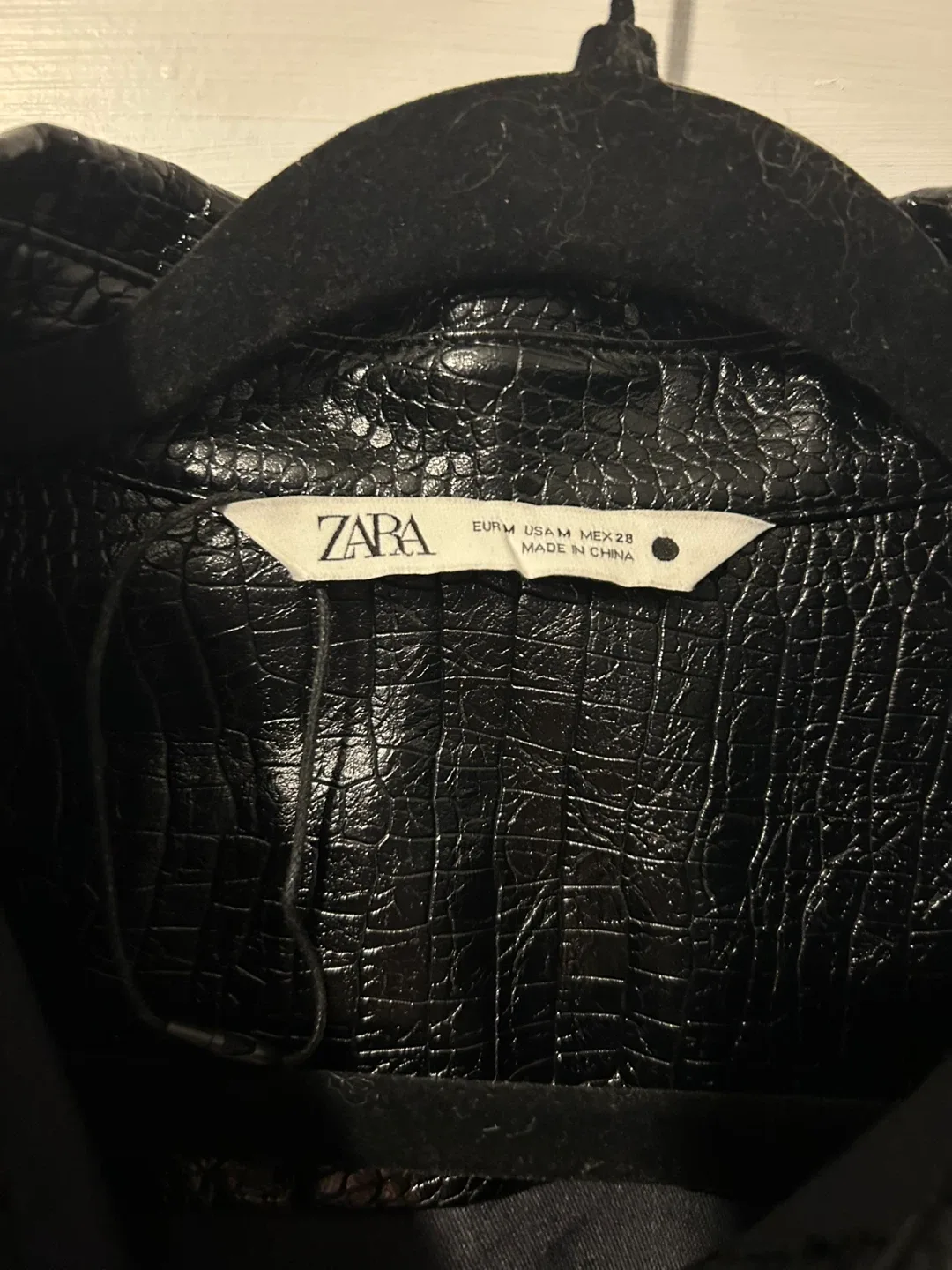 Zara women’s faux leather jacket/shirt shacket textured image indicator(3)