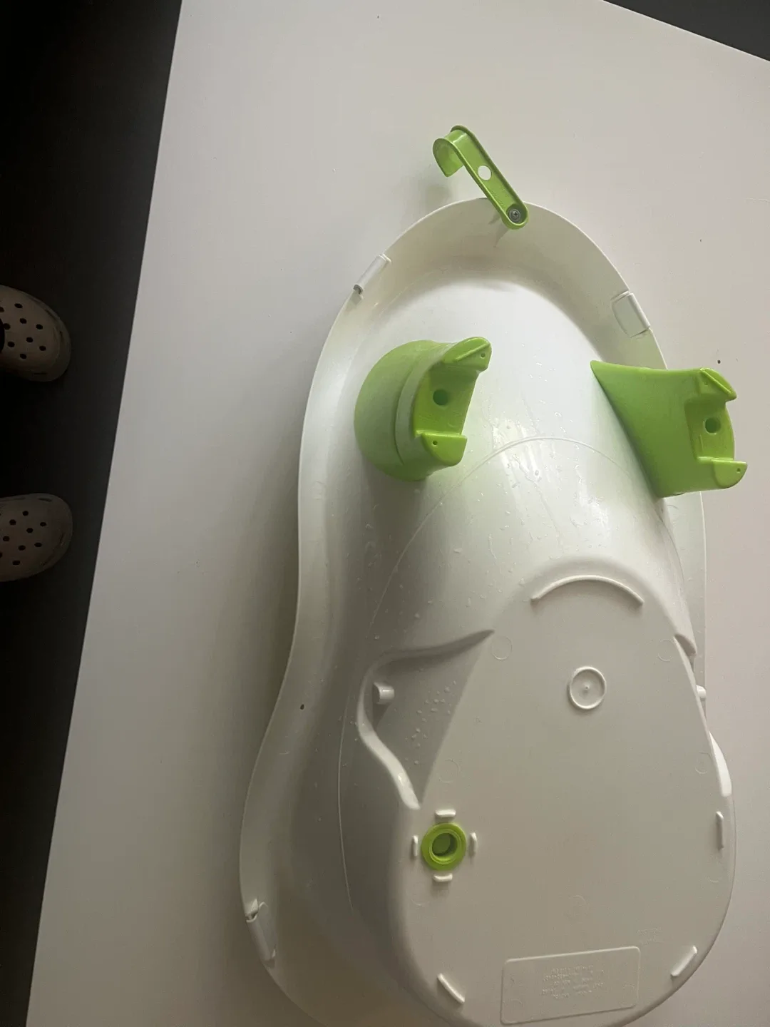 Fisher-Price Baby to Toddler Bath Tub image indicator(7)