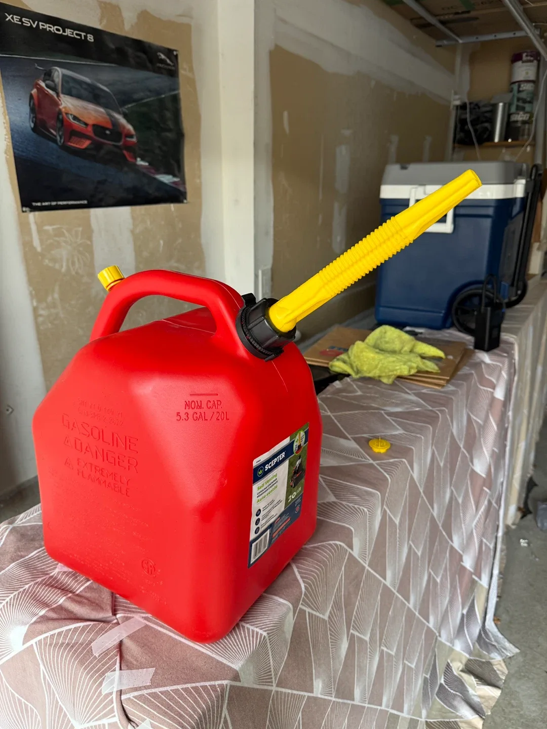 Scepter 5.3 Gal / 20L Gasoline Container image indicator(6)