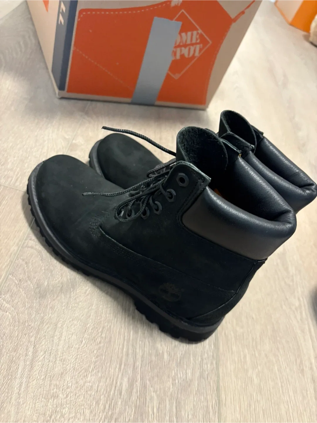 Timberland Black Leather Boots image indicator(3)