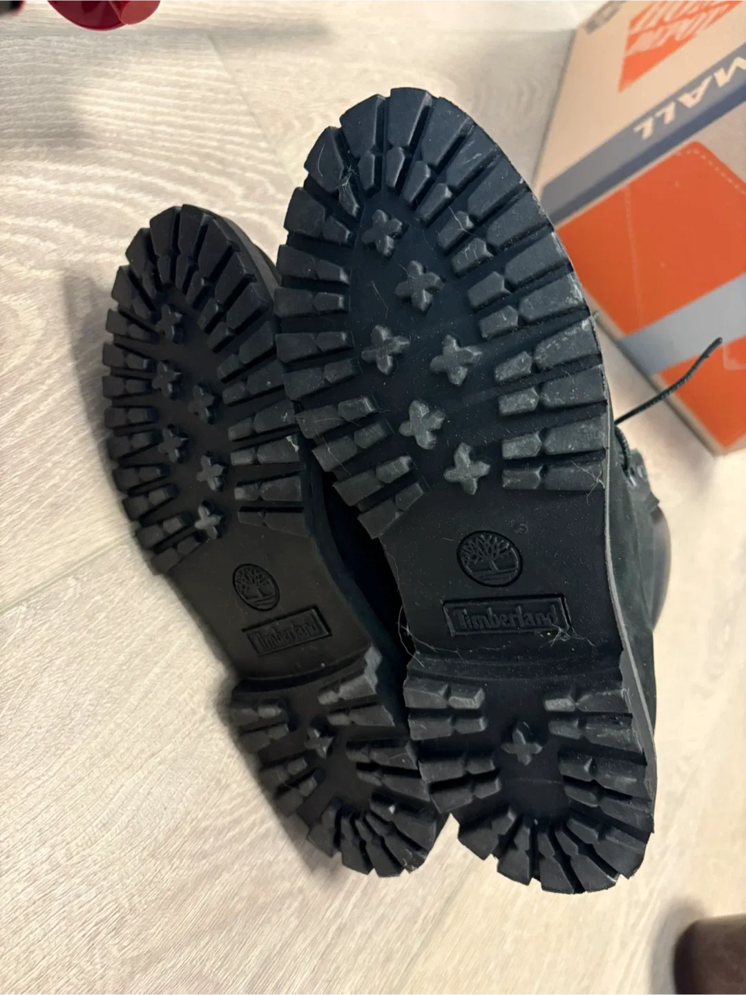 Timberland Black Leather Boots image indicator(7)