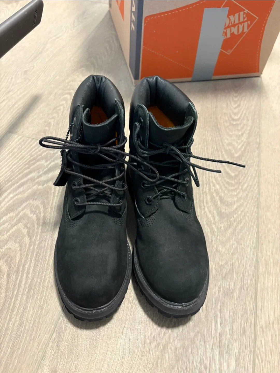 Timberland Black Leather Boots image indicator(2)