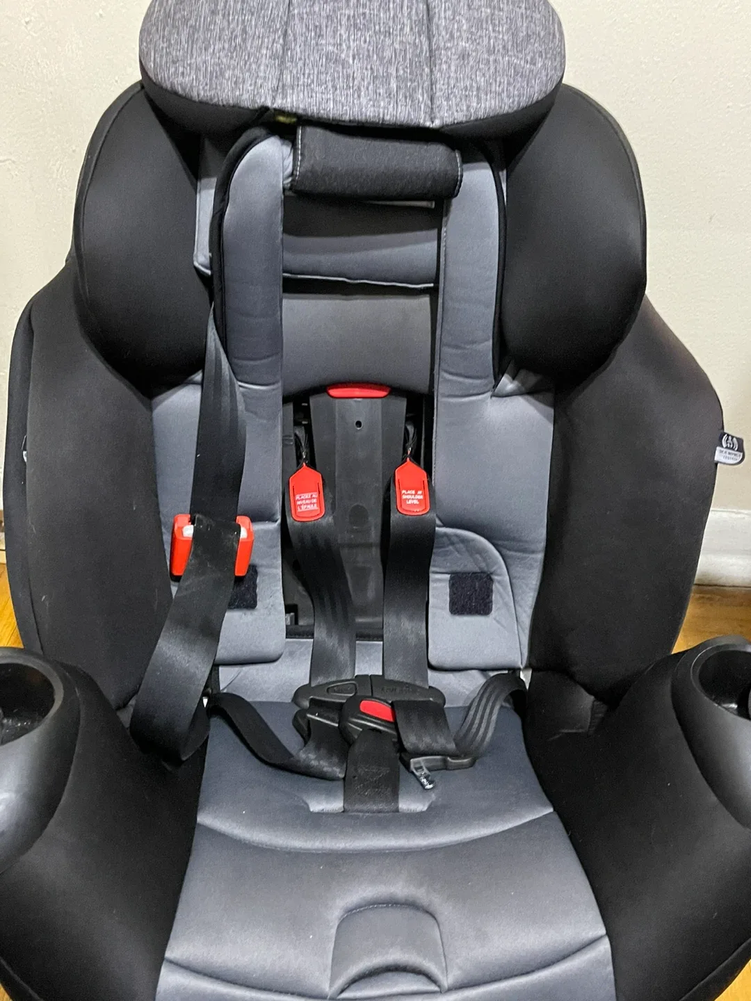Convertible Car Seat - Black & Grey image indicator(2)