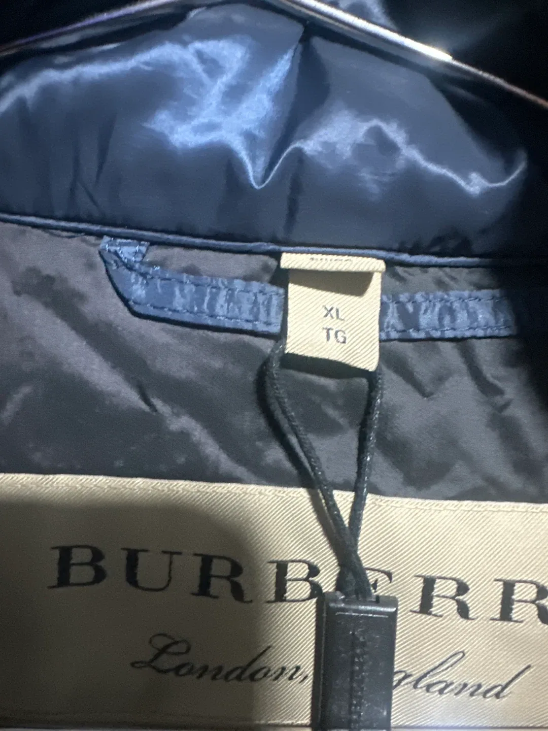 Burberry London England Puffer Jacket - XL image indicator(3)