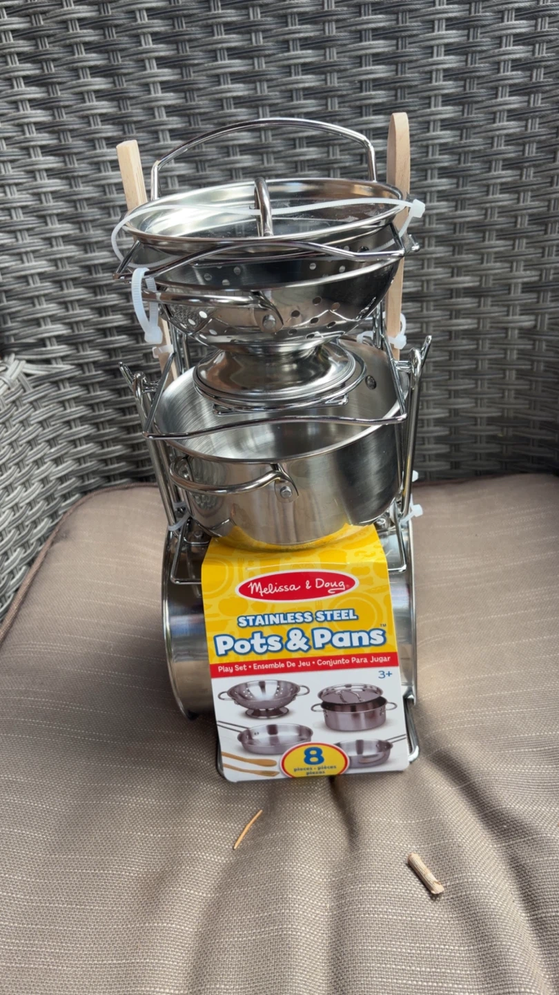 Melissa & Doug Stainless Steel Pots & Pans Play Set (New)