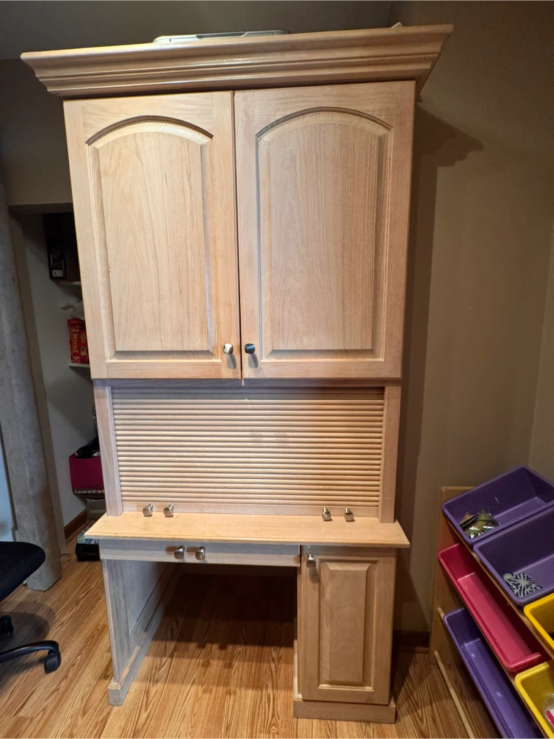 Wooden Roll Top Desk and Hutch - photo 5