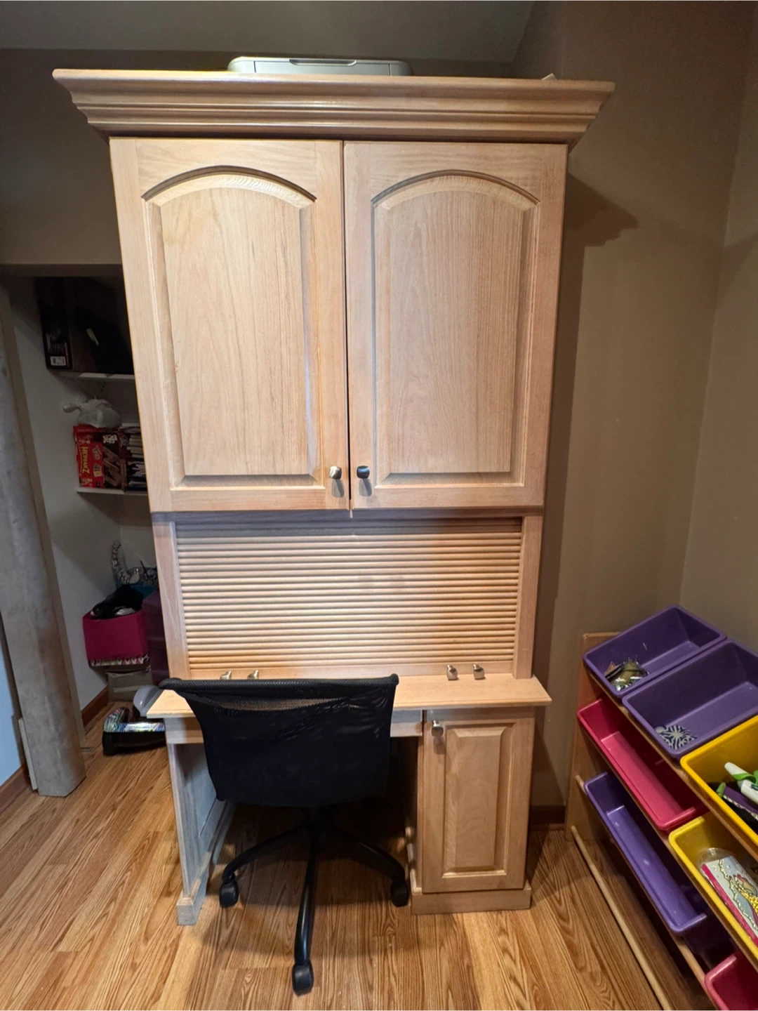Wooden Roll Top Desk and Hutch - photo 2