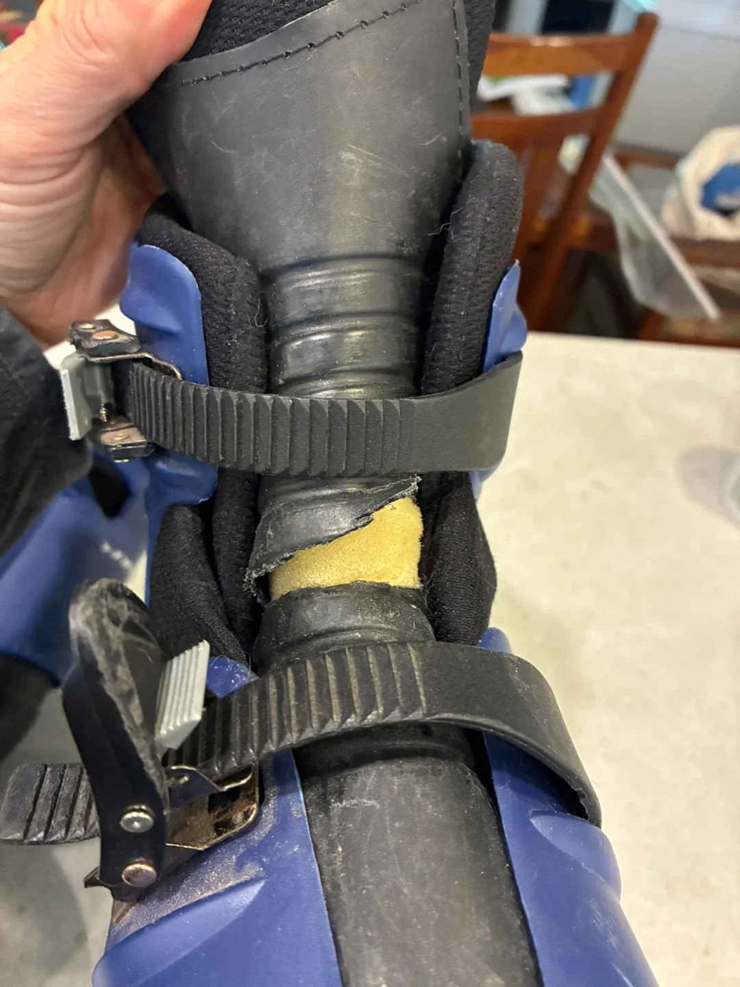 Free Adjustable Inline Skates Kid’s Size 1-4 image indicator(4)