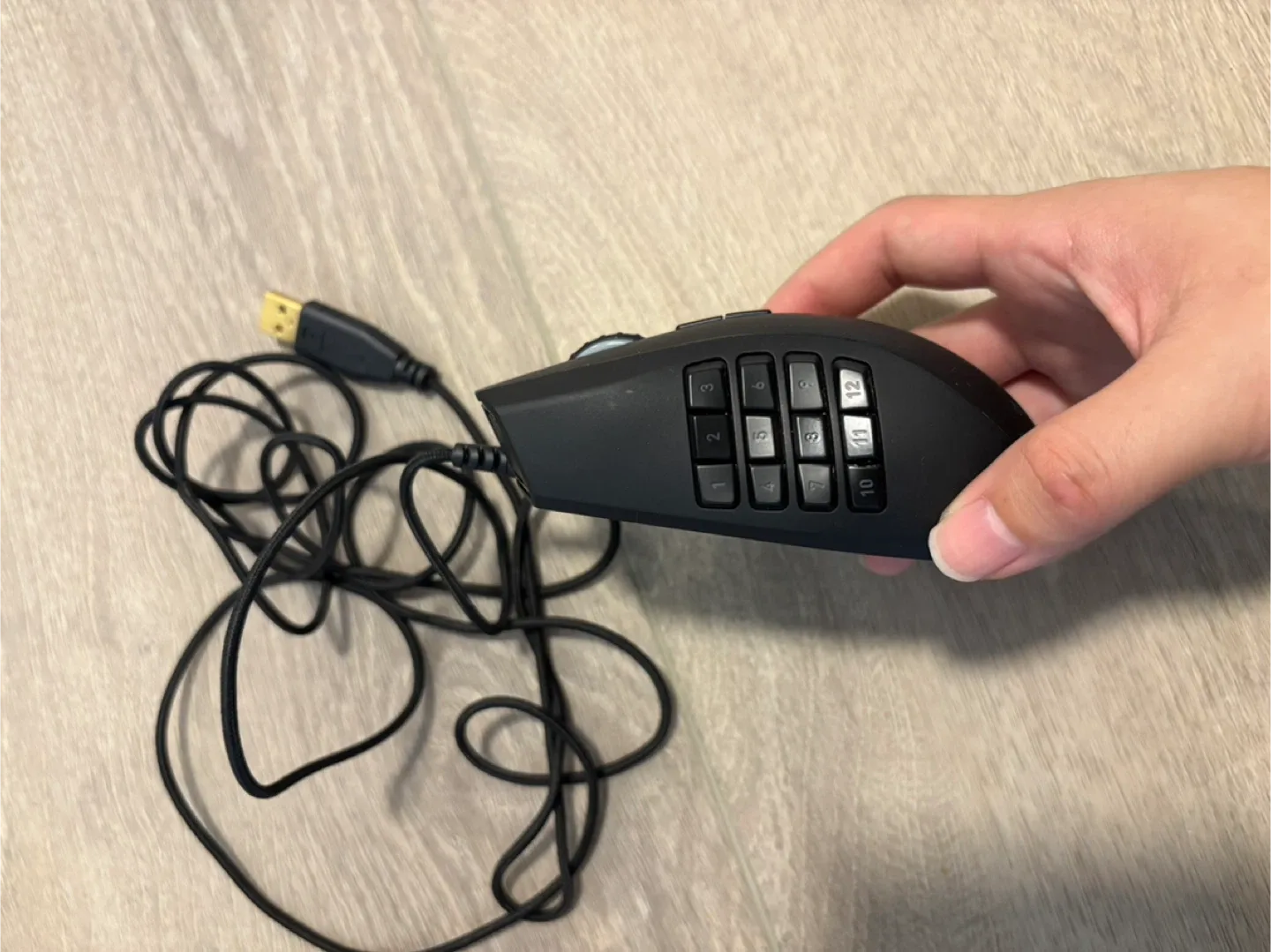 Razer Naga Chroma Gaming Mouse image indicator(3)