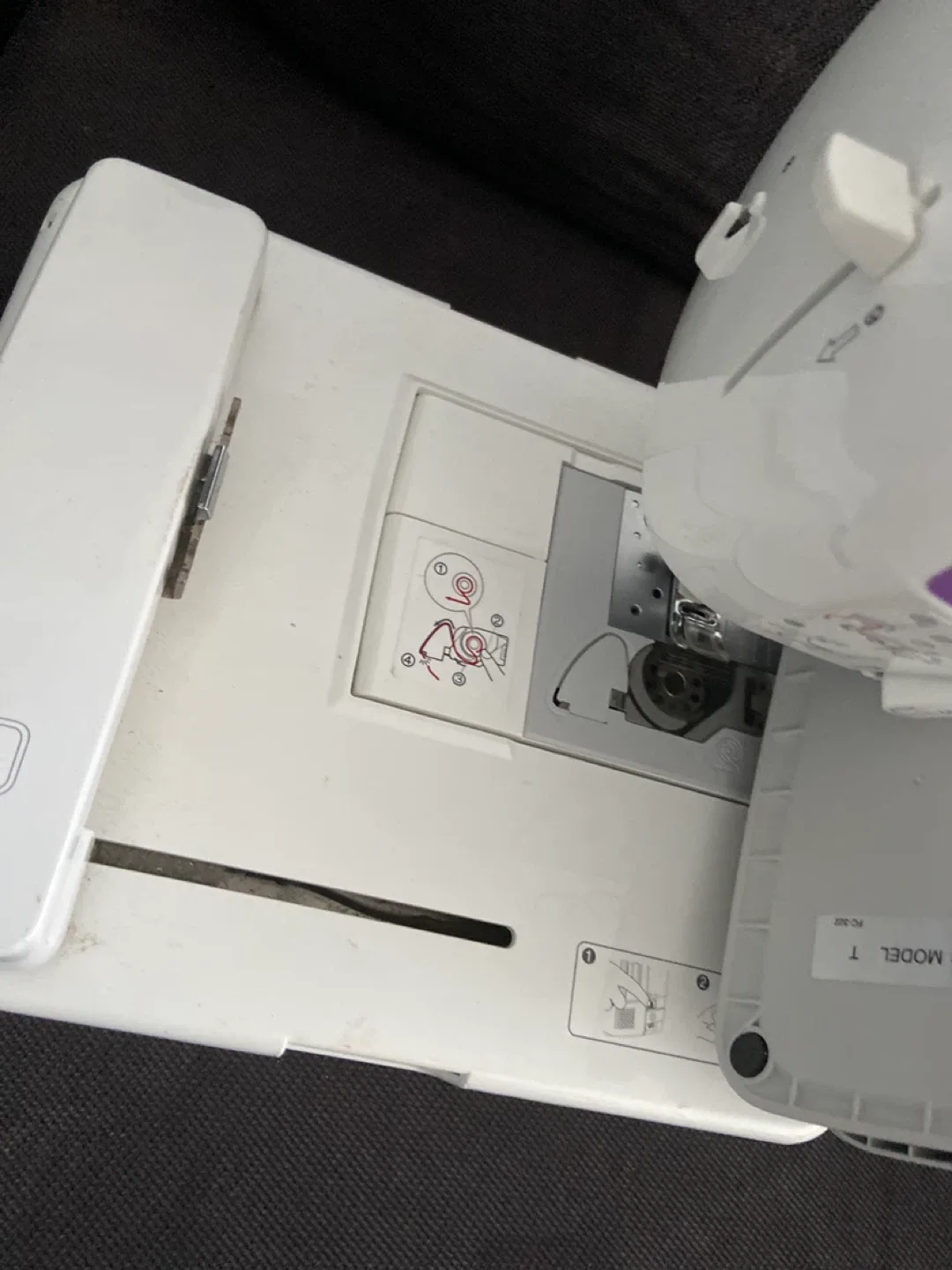 Brother LB-6800 Embroidery & Sewing Machine image indicator(10)