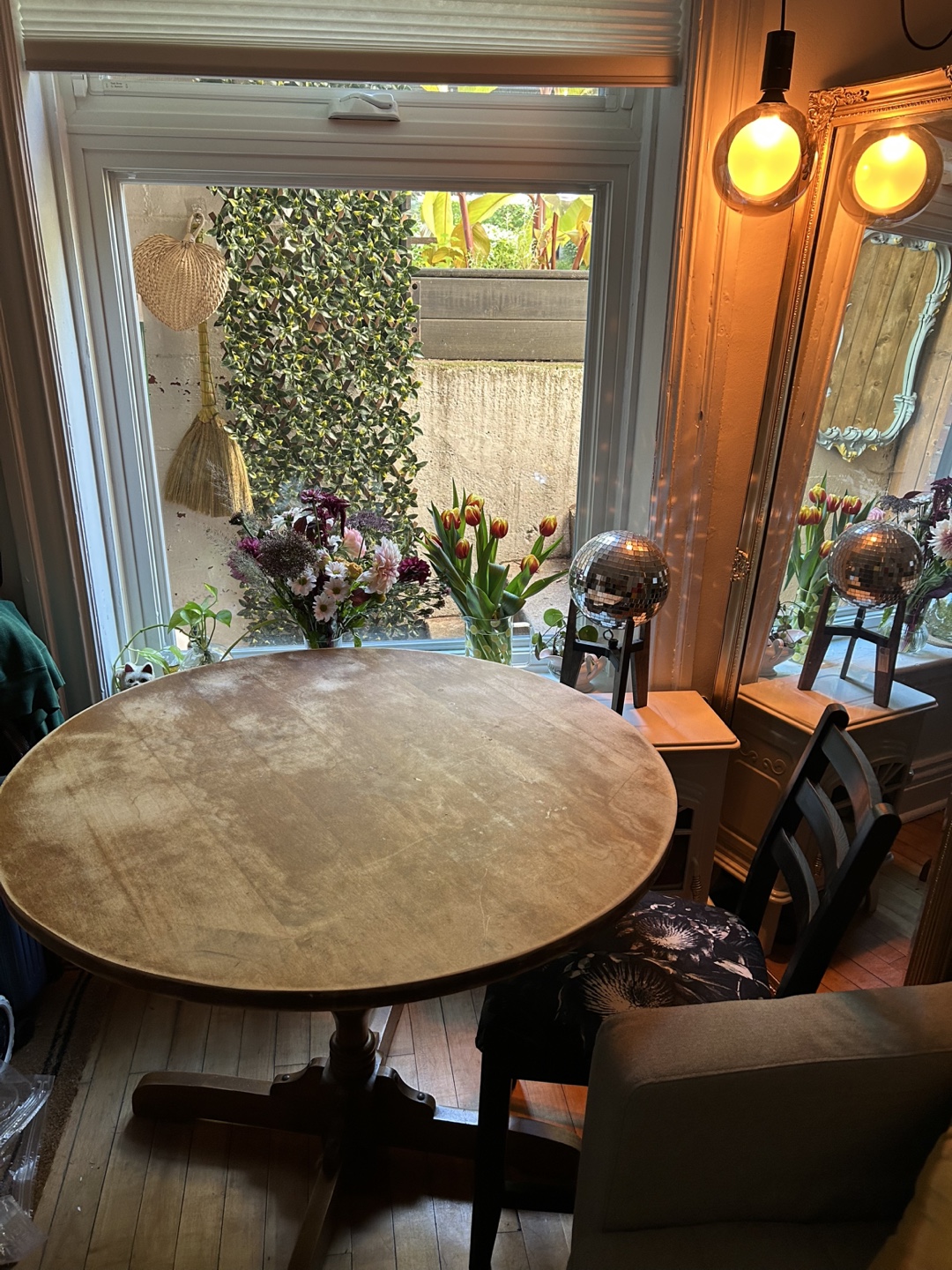 Vintage Round Wooden Pedestal Table - photo 2