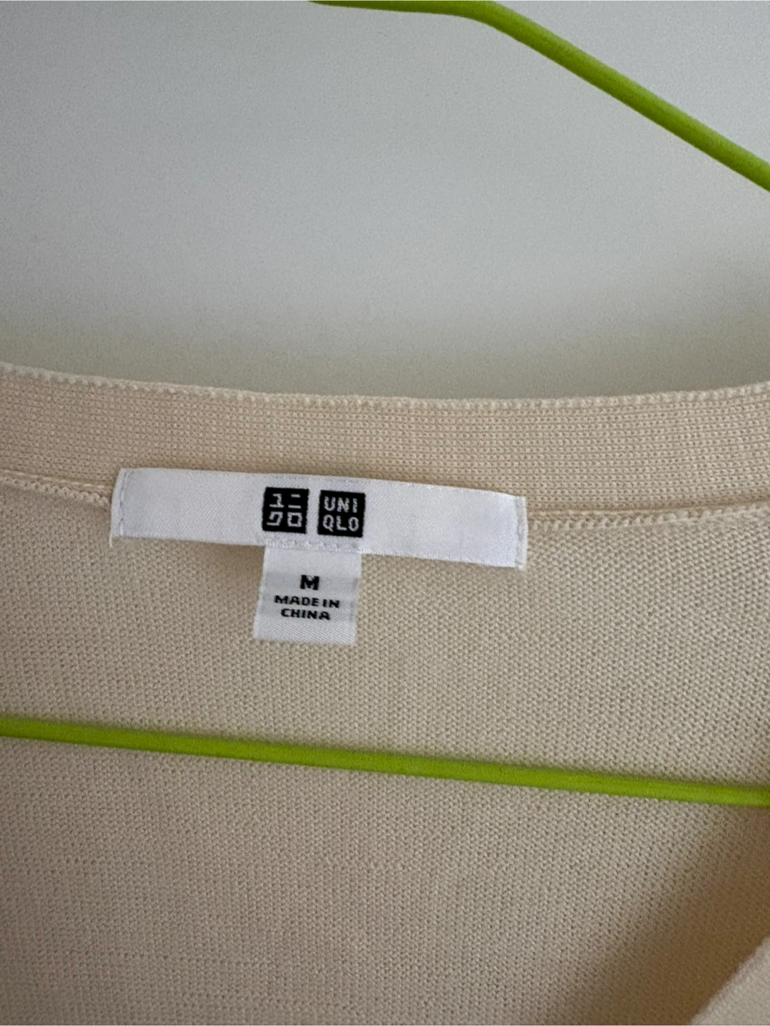 Uniqlo 100% Wool Cardigan - Size M - photo 2