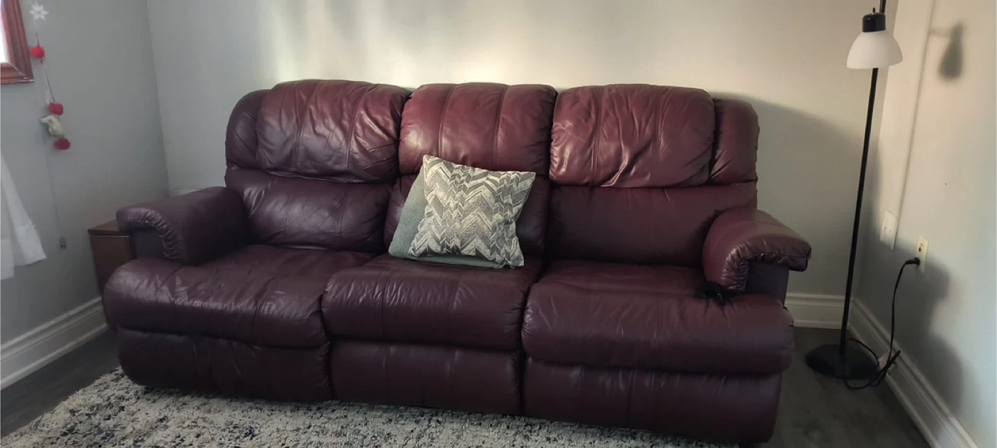 Burgundy Leather Reclining Sofa - photo 3