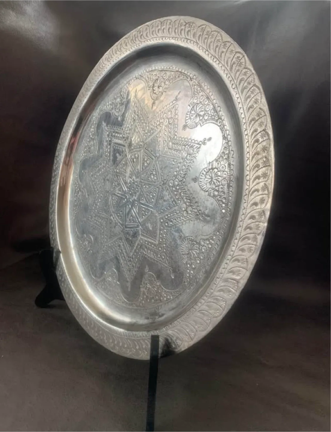 Vintage Decorative Serving Tray - 14 inch image indicator(3)