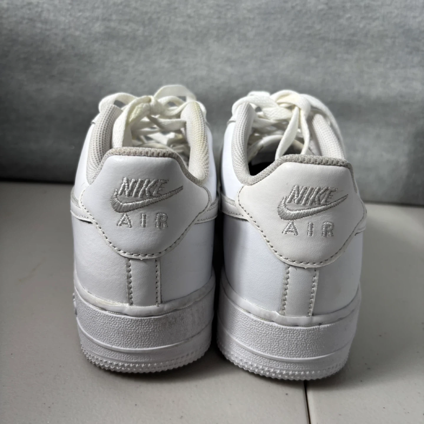 Nike Air Force 1 Low White Triple (GS) Youth Size 6.5 Y - photo 4