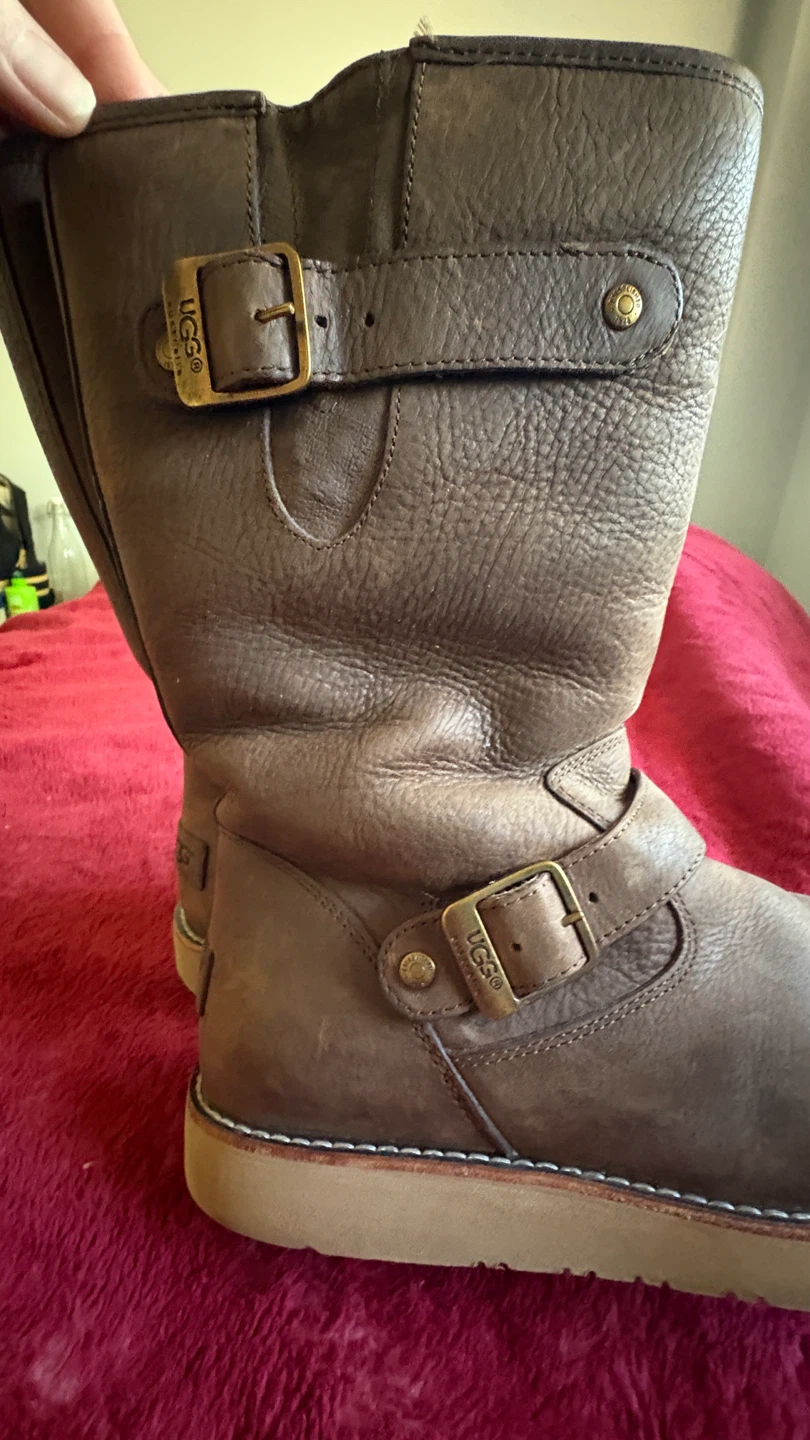 UGG Brown Leather Boots - photo 4